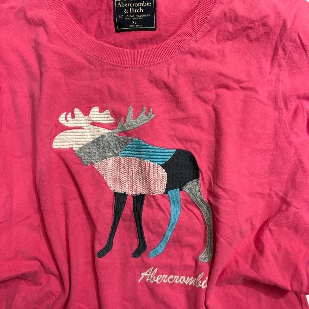 Vintage Y2K Abercrombie & Fitch Pink Embroidered Moose Long Sleeve - Picture 2 of 4